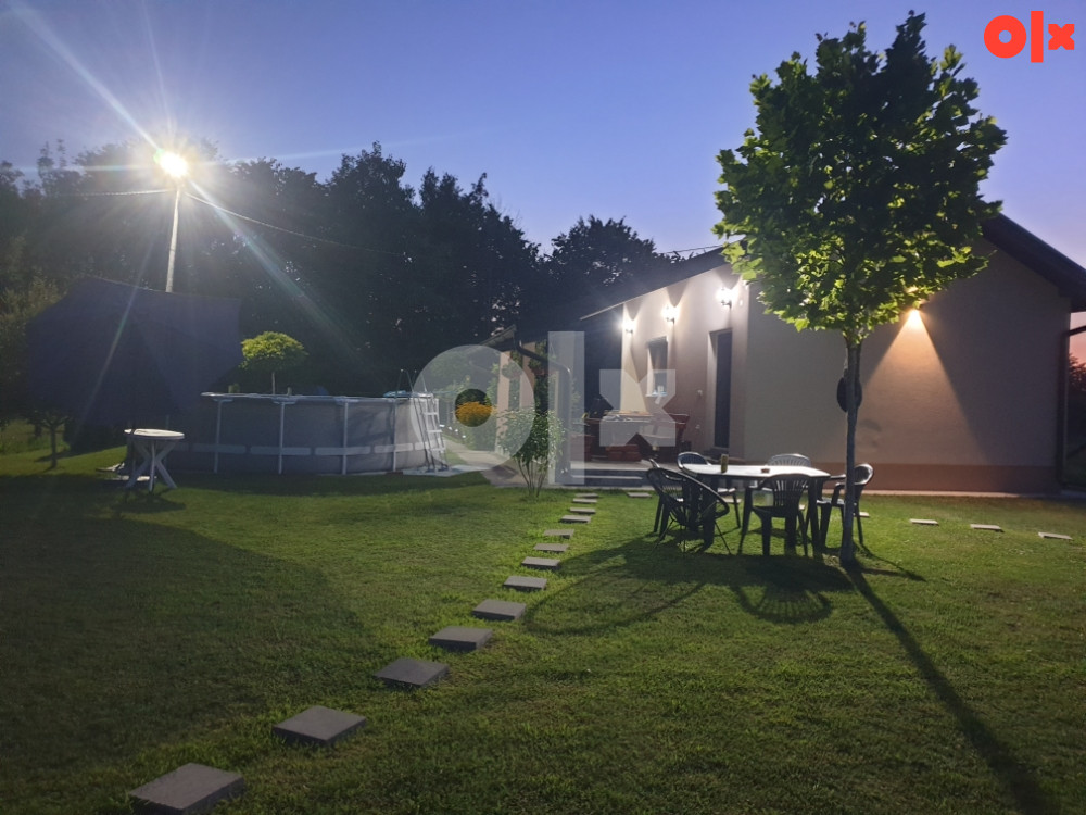 065 791  930 izdavanje na noc ili dan