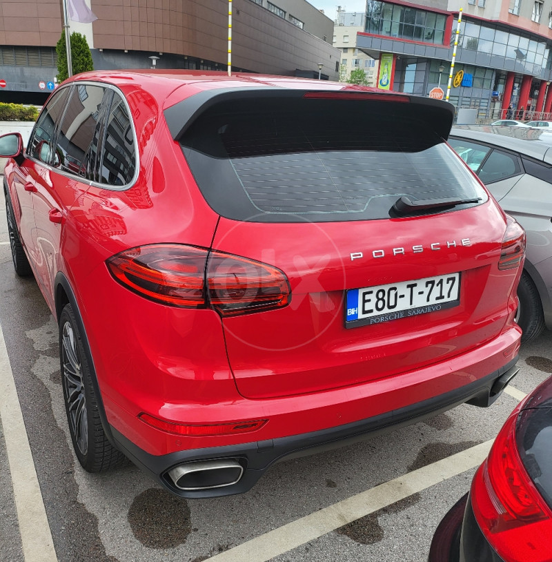 Porsche Cayenne diesel Automobili OLX.ba