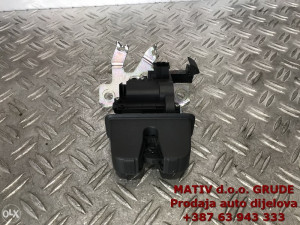 Brava GEPEKA VW Passat B8 2019 3G0827503C