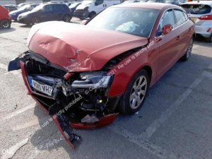 Dijelovi Audi A5 8T 2011 god. 2.7 tdi 4 vrata djelovi