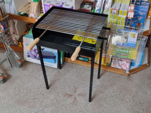 Rostilj na ugalj i drva