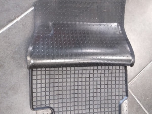 PATOSNICE PODMETAČI GUMENI OPEL ASTRA K 15-