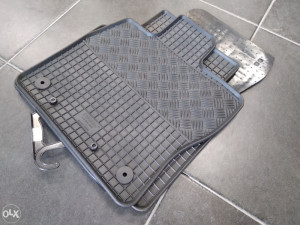 PATOSNICE PODMETAČI GUMENI ŠKODA SUPERB 3 OD 2015-