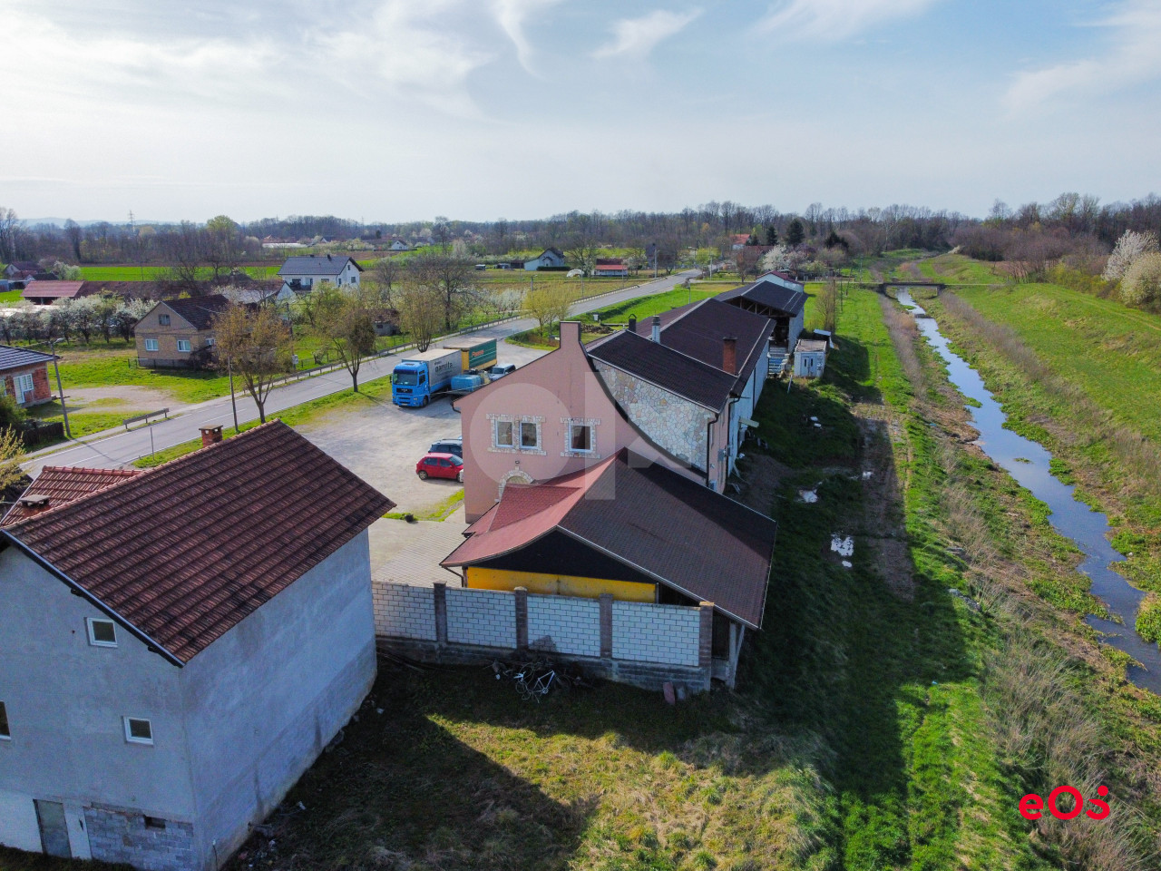 EOS / Poslovni Objekat / Donji Žabar / 600 m2 3