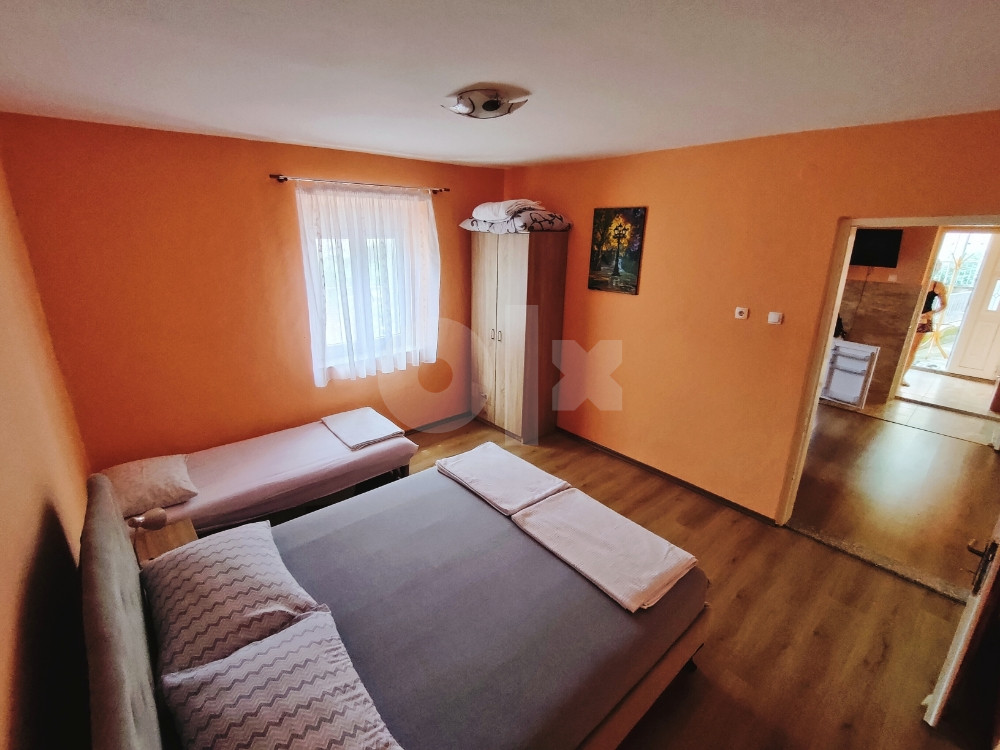 Apartman za 5 osoba u Trebinju | Garaža i terasa | Stan na dan 3