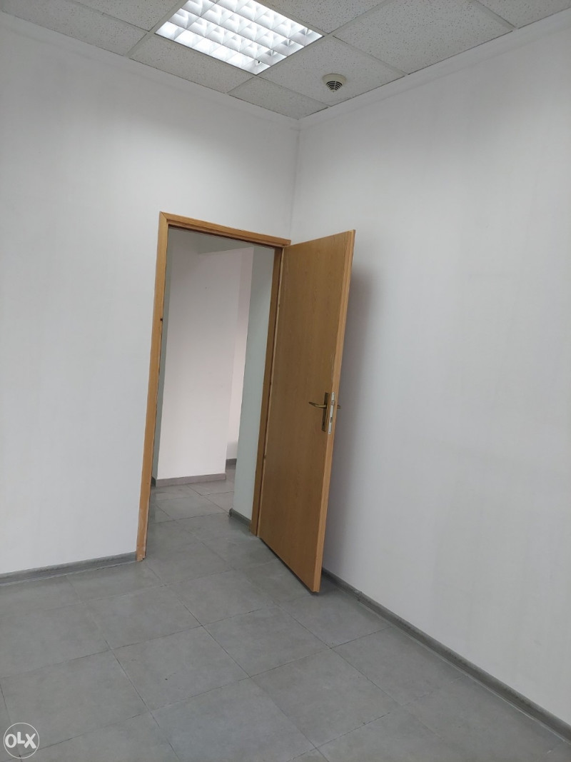 Poslovni prostor 62m2 Centar 4