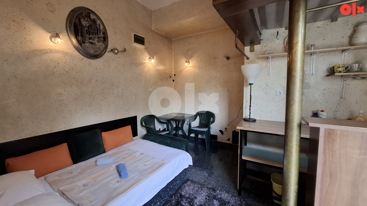 Sobe izdavanje blizu Bascarsije na dan 062124037