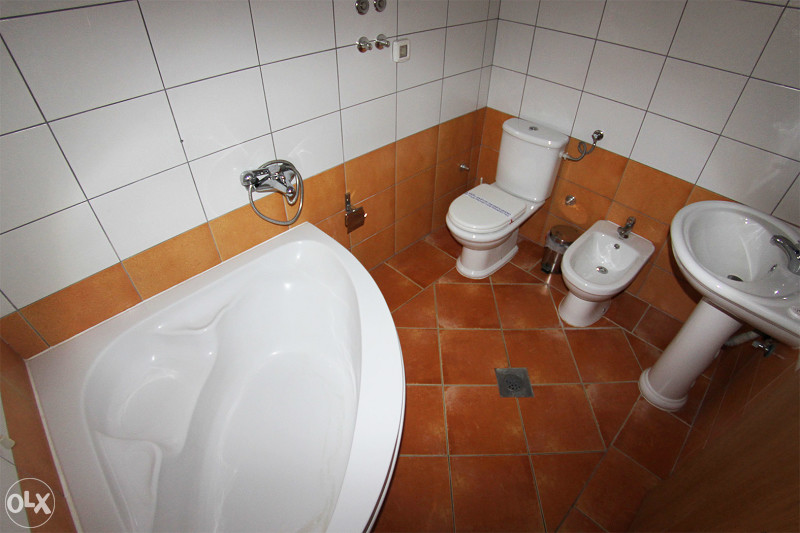 Prodaje se Apartman 2 S Garažom I Ostavom U Fojnici 10