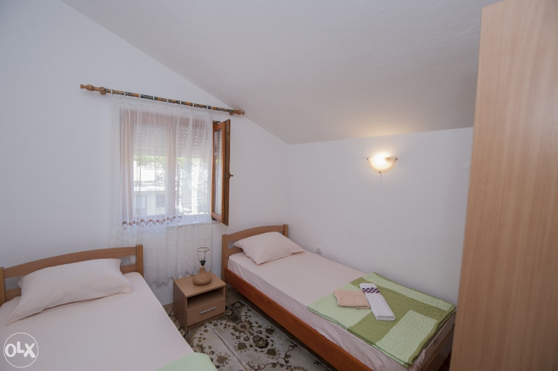 Izdajem Stan  TREBINJE smještaj  najam kuća 8