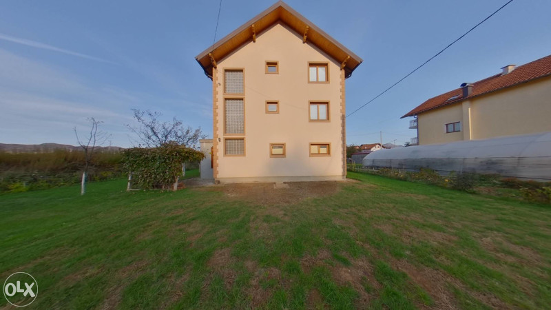 Novonapravljena kuća sa 3 sprata i 1000m2 zemlje Osik 3