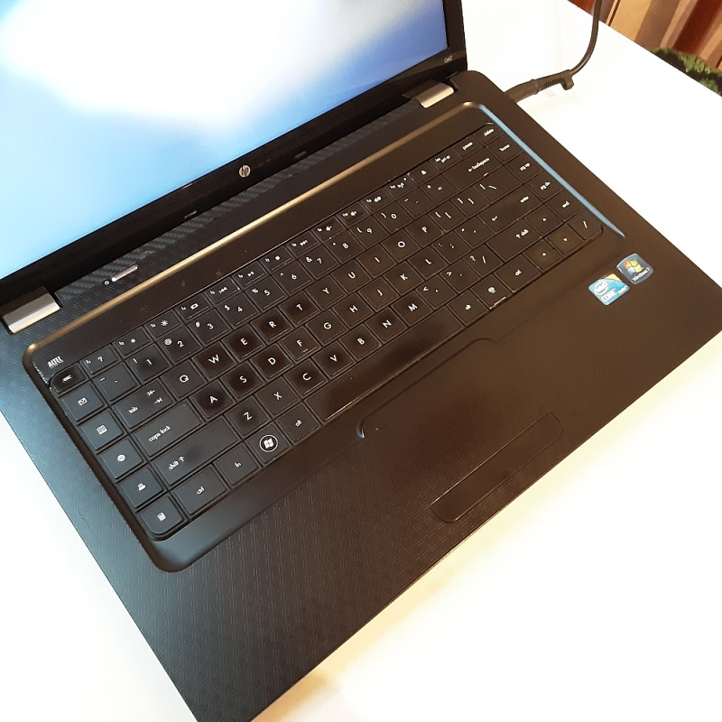 HP G62/4GB Ram-a/500GB HDD
