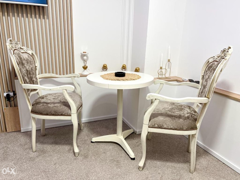 Stan na dan Apartman"GOLD" Lukavica Garaža 065970319