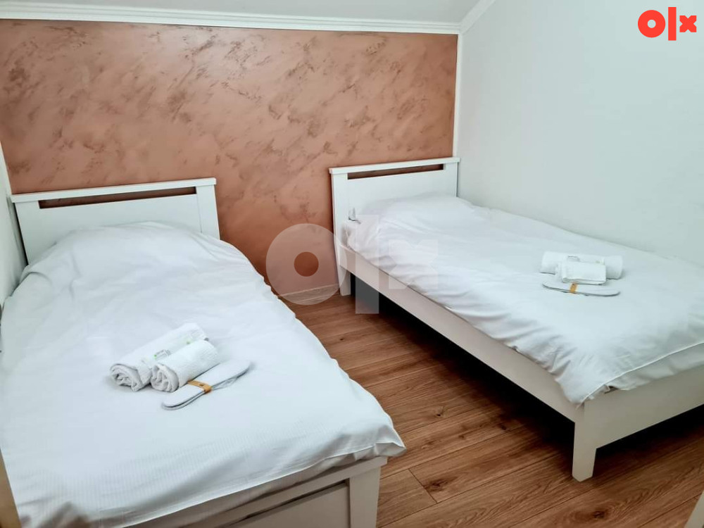 Kuća za odmor sa bazenom, jezero Modrac