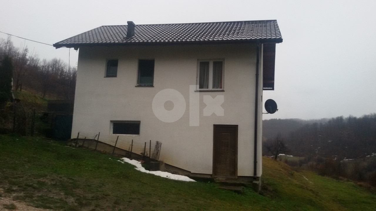 300 000   m2 zemljište u komadu 16 km od Stupa-Vlasnik-SNIŽENO