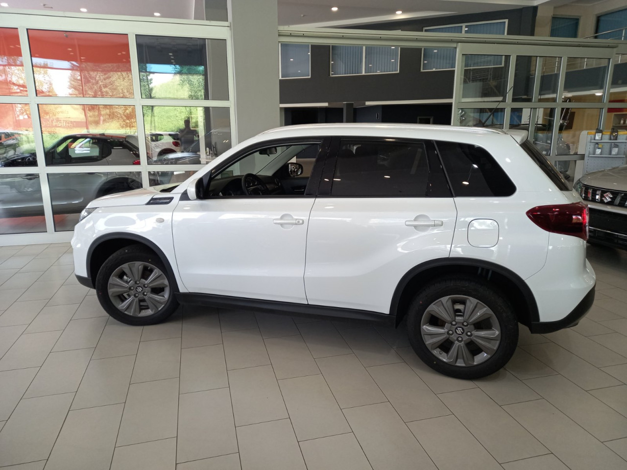 AKCIJA VITARA HYBRID PREMIUM 4X4 AUTOMATIK!!! - 033 460 200