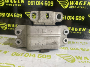 Nosac motora Volkswagen Golf 6 (fotografija 4)