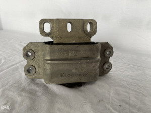 Nosac motora Volkswagen Golf 5 (fotografija 4)