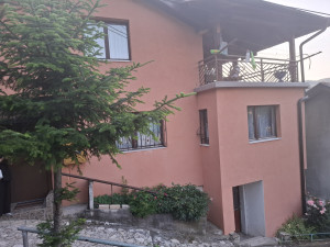 Prodajem kucu