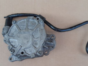 Vakum pumpa tandem vw Golf 6 03L145100  08-14