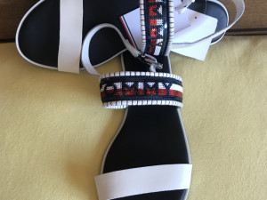 TOMMY HILFIGER ŽENSKE KOŽNE SANDALE BROJ 40