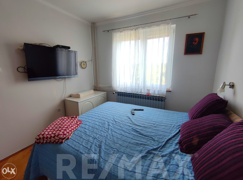 Odlična kuća 250m2 i plac 770m2,SLATINA(CENTAR) 21