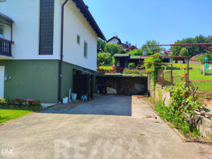 Odlična kuća 250m2 i plac 770m2,SLATINA(CENTAR) photo 4