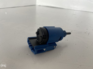 Podpedalni prekidac Volkswagen Polo (fotografija 4)