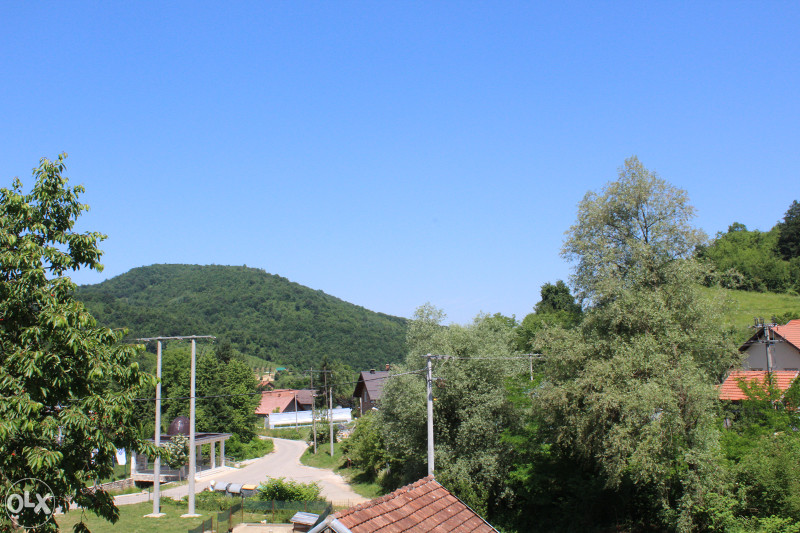 POVOLJNO - ZEMLJIŠTE U BIOČA (ILIJAŠ) 7000m2