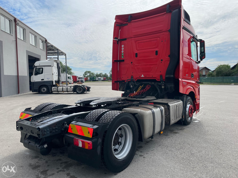 MERCEDES BENZ ACTROS + poluprikolica KOGEL