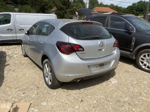 Opel astra j 2.0 d dijelovi 063/117-176. 063/992-835