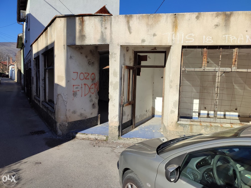 Kuća sa poslovnim prostorom u naselju Balinovcu