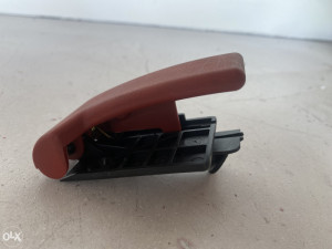 Rucka otvaranja haube Mercedes W211 (fotografija 2)