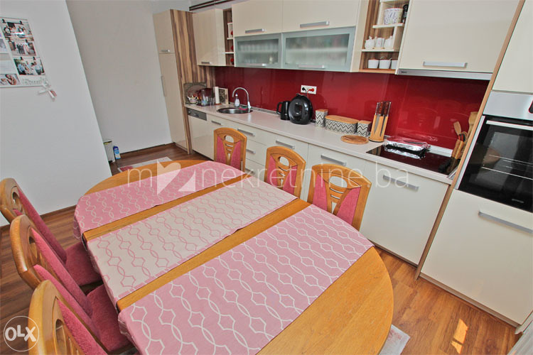 m2: Breza, Kuća 160m2 na parceli 6132m2 sa voćnjakom 11