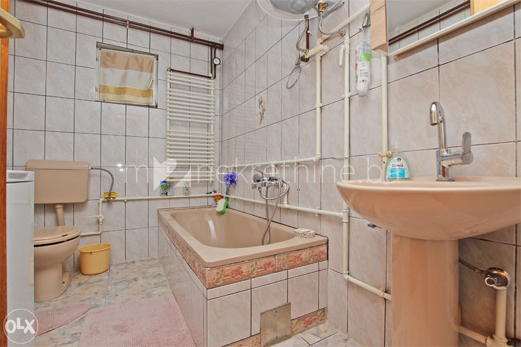 m2: Breza, Kuća 160m2 na parceli 6132m2 sa voćnjakom 16