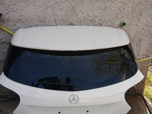 Gepek vrata Mercedes a klasa