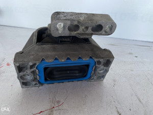 Nosac motora Volkswagen Passat 6 (fotografija 4)