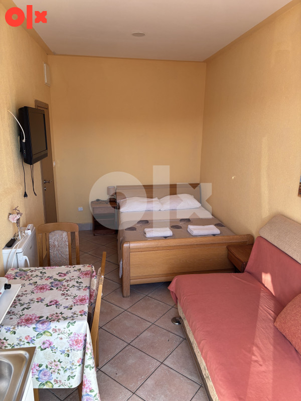 Mali studio apartman Neum