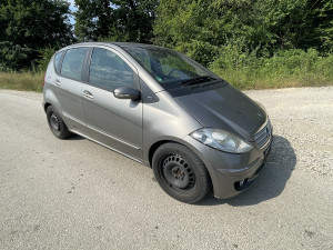 Mercedes A B klasa 169 2.0 CDI DIJELOVI KRLE AUTOOTPAD AUTO OTPAD
