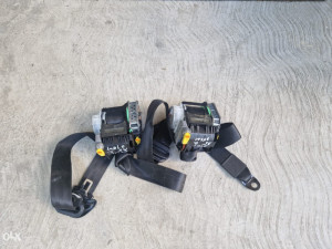 Prednji pojas pojasevi lijevi desni Audi A5 8T 2007-201