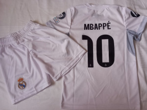 Dres Mbappe Real Madrid (dječiji) NOVO!!!