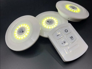 3x Led lampa baterija bežične sa daljinskim upravljačem