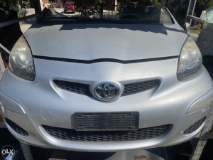 Hauba branik Toyota Aygo 2010 (fotografija 3)