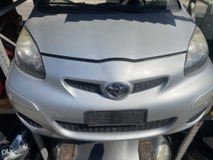 Far desni lijevi Toyota Aygo 2010 (fotografija 3)