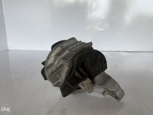 Nosac motora Peugeot 407 (fotografija 3)