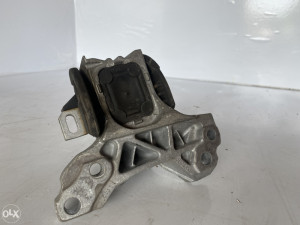 Nosac motora Peugeot 407 (fotografija 4)