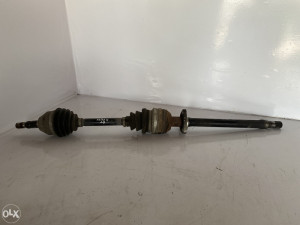 Poluosovina desna lijeva Opel Astra H (fotografija 4)
