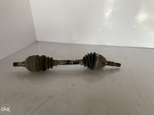 Poluosovina desna lijeva Opel Astra H (fotografija 3)