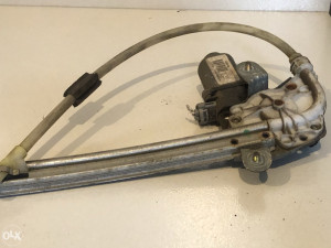 Podizac stakla zadnji lijevi Renault Laguna 2 8200000557