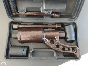 RUSKI KLJUC ZA KAMIONE TOCKOVE