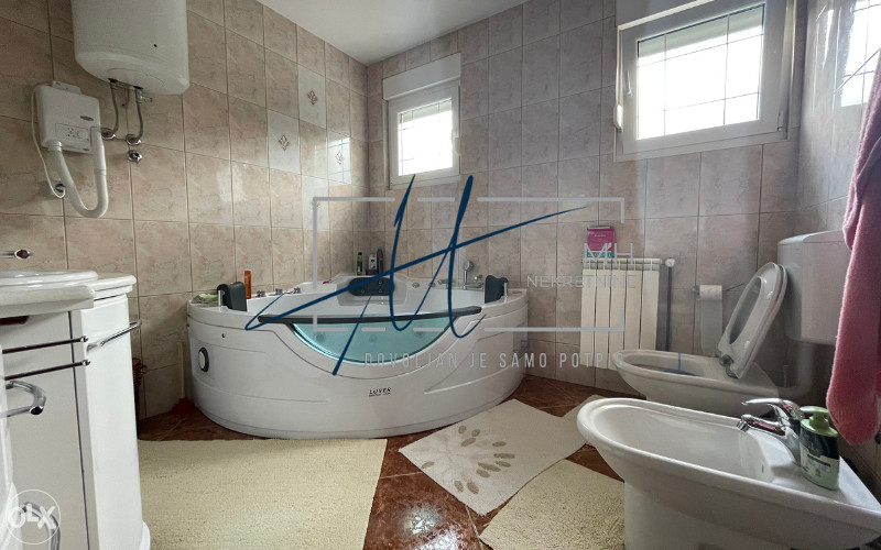 Hadžići | Kuća 824m2 | Zemljište 11.575m2 | Ulica Grivići 14